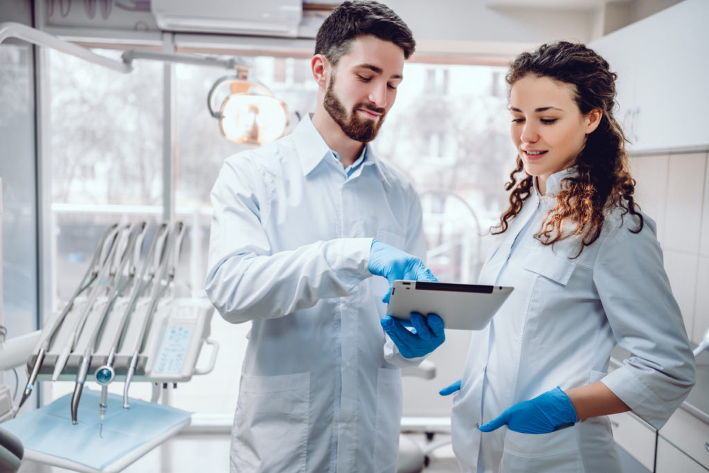 How Your Medication Timing Influences Saliva Production and Daily Cavity Risk Throughout Treatment